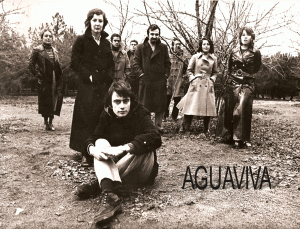Formación de Aguaviva a inicios de los setentas. Luis Gómez Escolar está en primer plano, sentado.